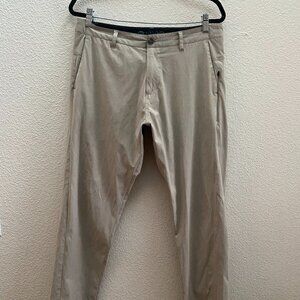 Vuori Aim Pant Pants 32 Inch Inseam Men's 33 / 34 Khaki Gray Color Golf Casual